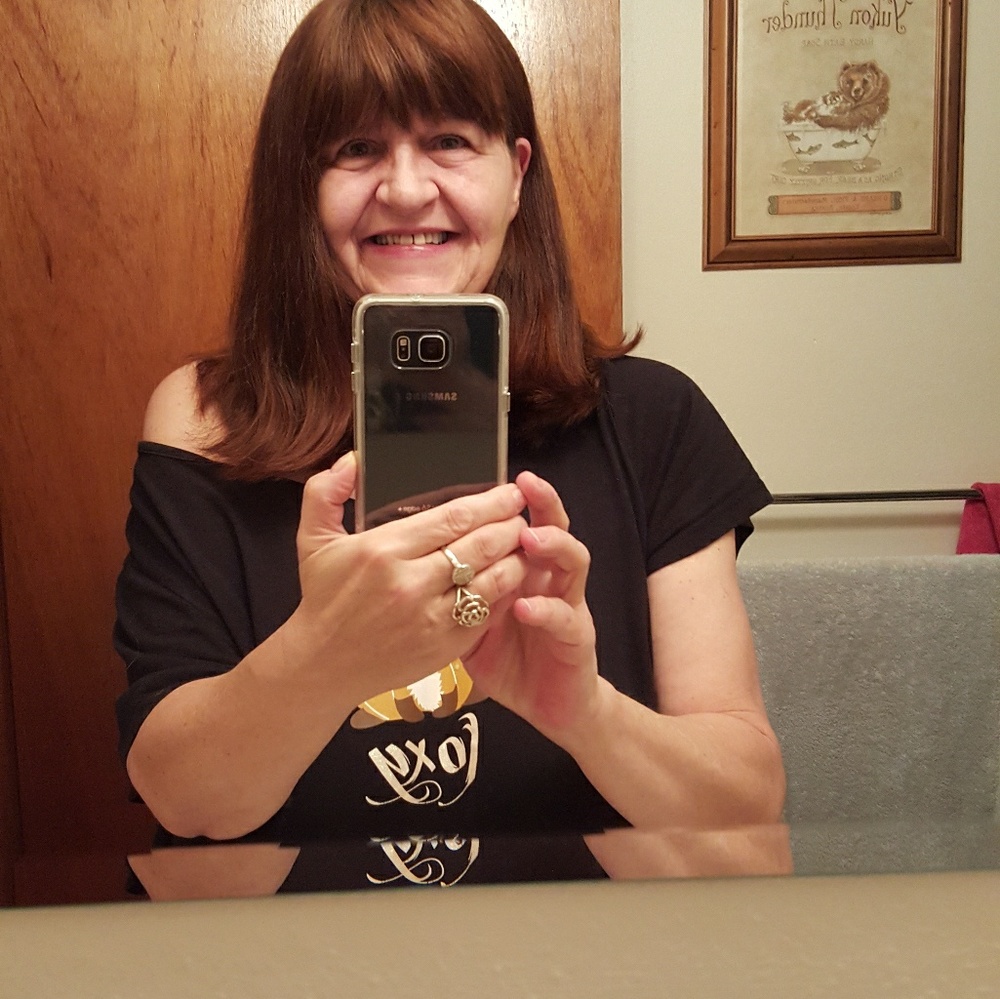 Meet your Posher, Bonnie